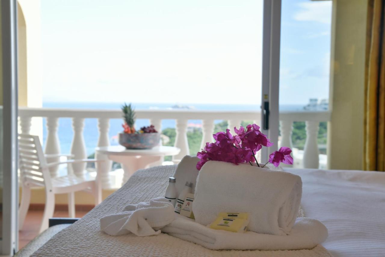 Princess Heights Luxury Condo Hotel Oyster Pond Екстериор снимка
