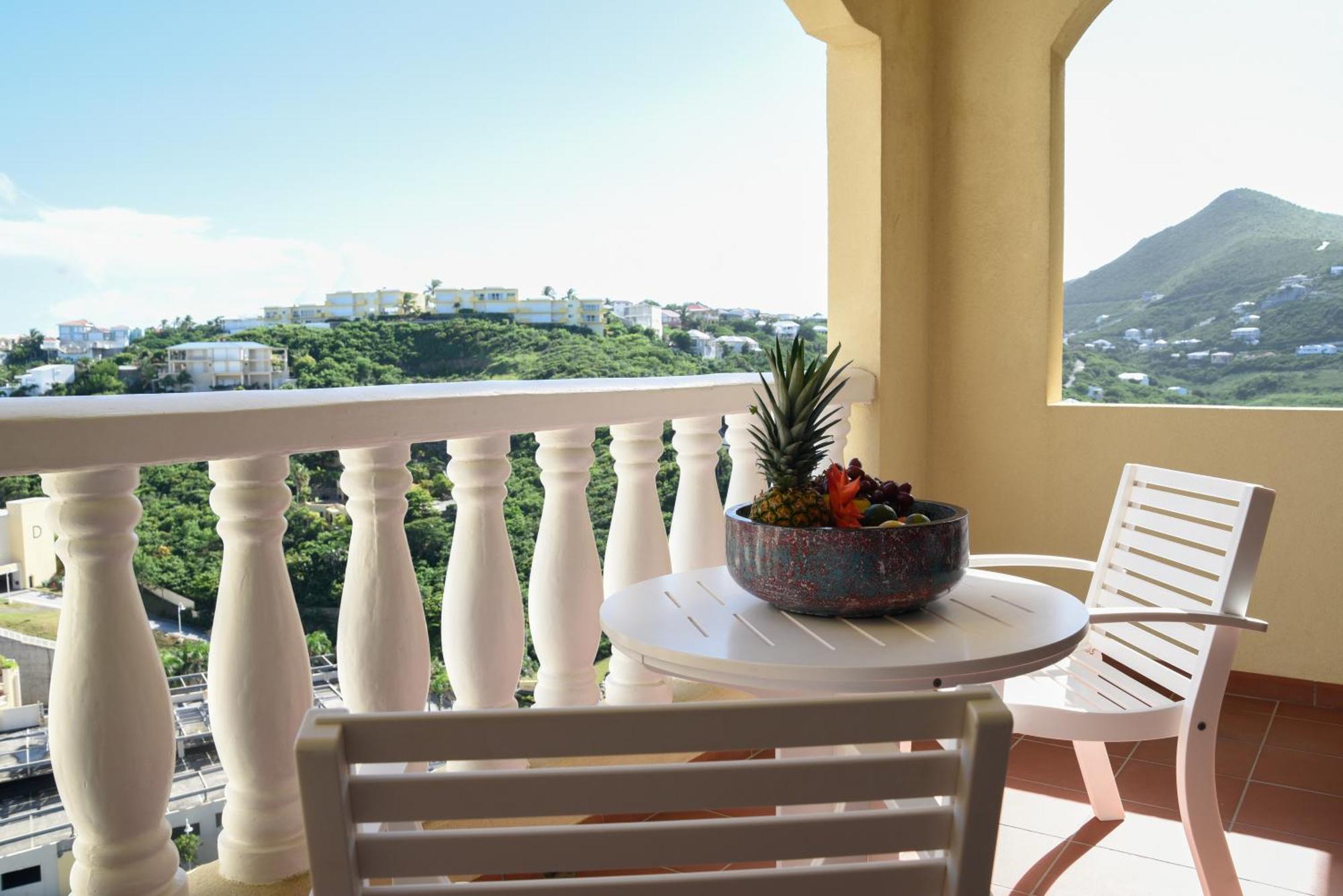 Princess Heights Luxury Condo Hotel Oyster Pond Екстериор снимка