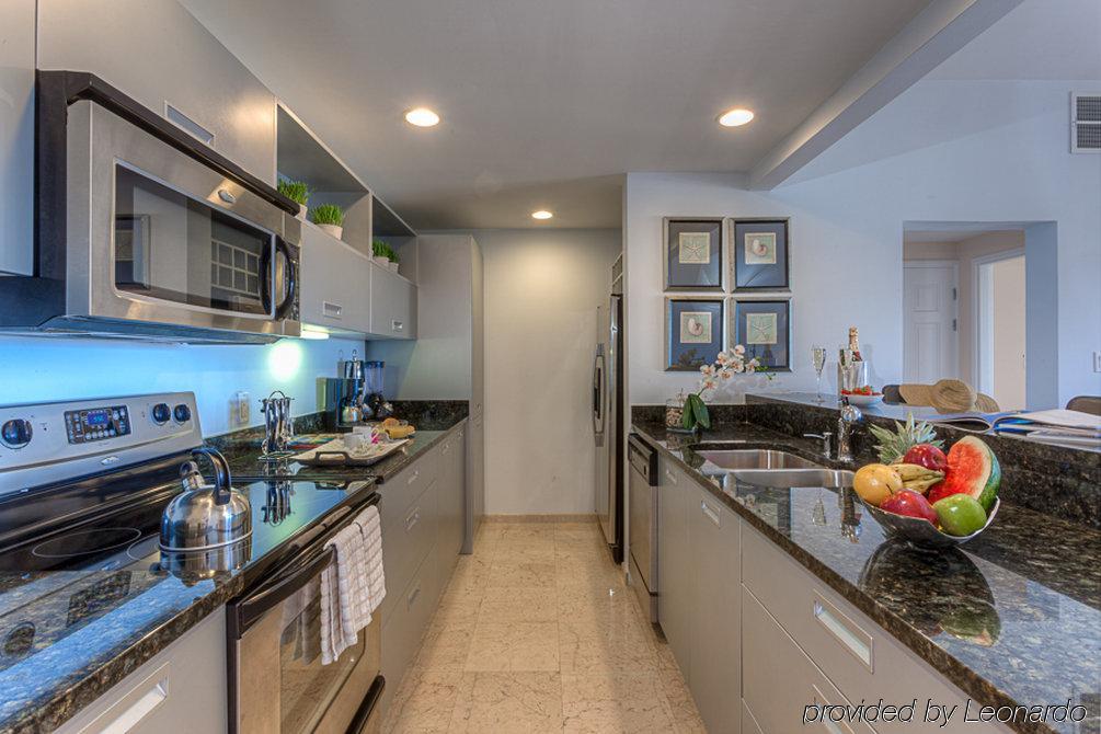 Princess Heights Luxury Condo Hotel Oyster Pond Екстериор снимка